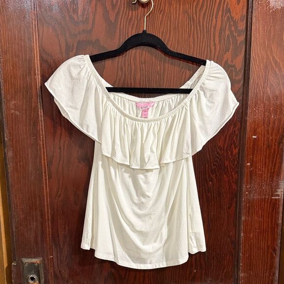 Lilly Pulitzer Tops - Lilly Pulitzer Cream Off-Shoulder Ruffle Blouse